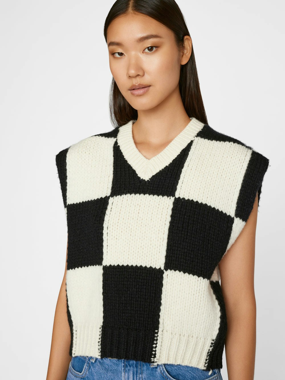 vest front view